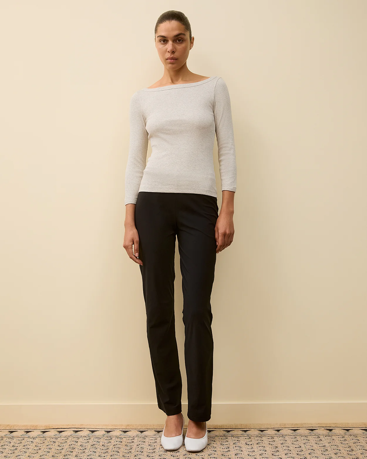 357-steffi-tee-heather-grey-2.webp STEFFI TEE | Heather Grey