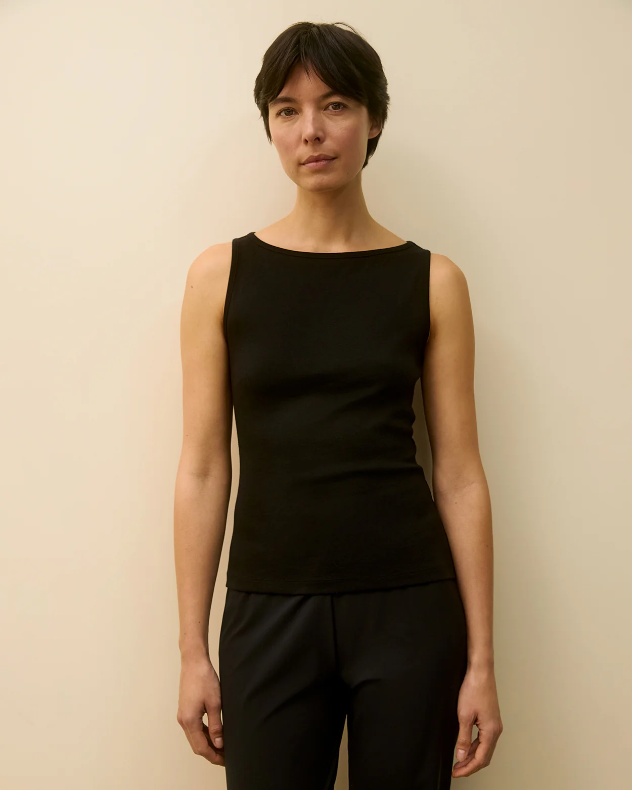 TIMMI TANK | Black