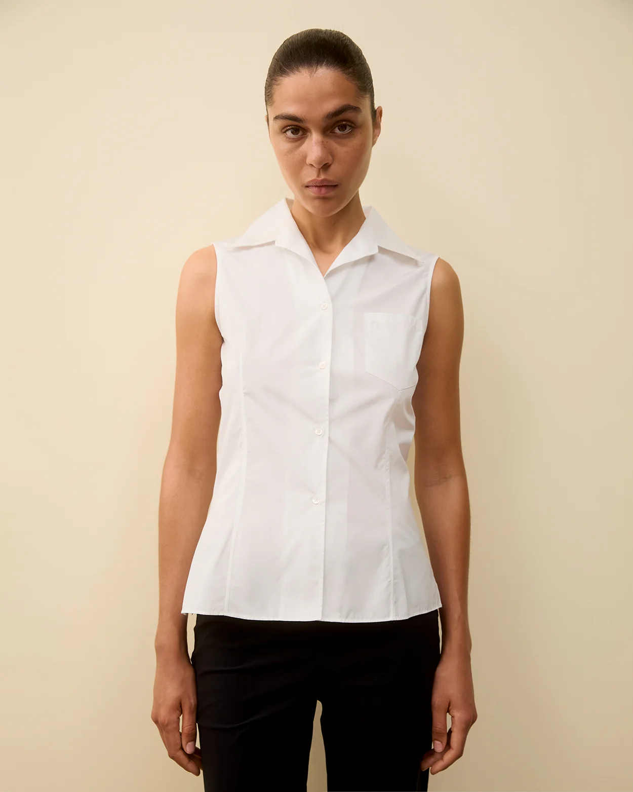 ROSIE SLEEVELESS SHIRT | White