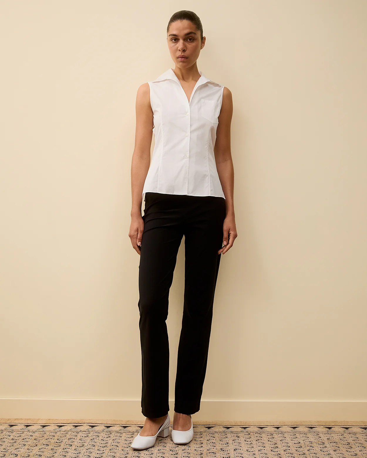ROSIE SLEEVELESS SHIRT | White